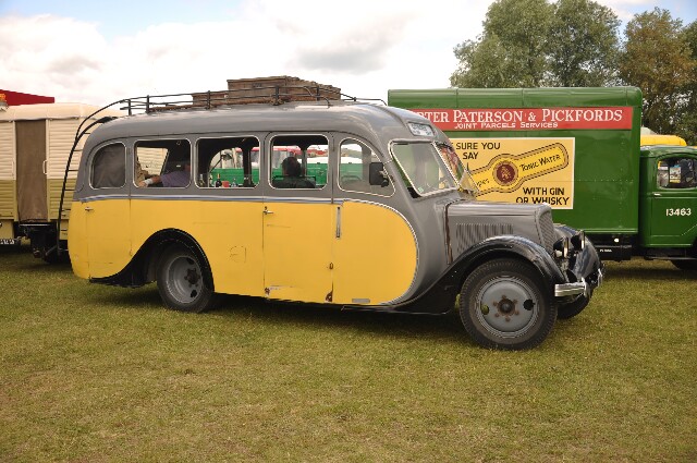 min 2009 06 13 ferte alais retro 158